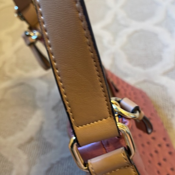 Giant Bernini Pink pocketbook. - Picture 8 of 12